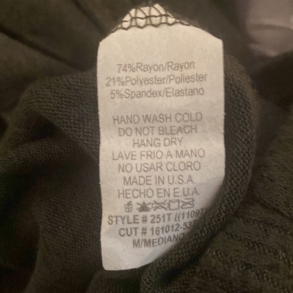 Promesa forest green backless sweater - Picture 4 of 4